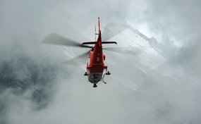 Helikopter im Flug