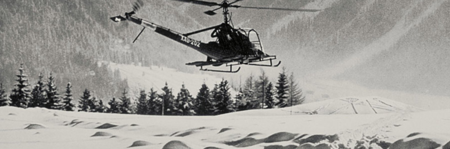 Photo historique d'un hélicoptère