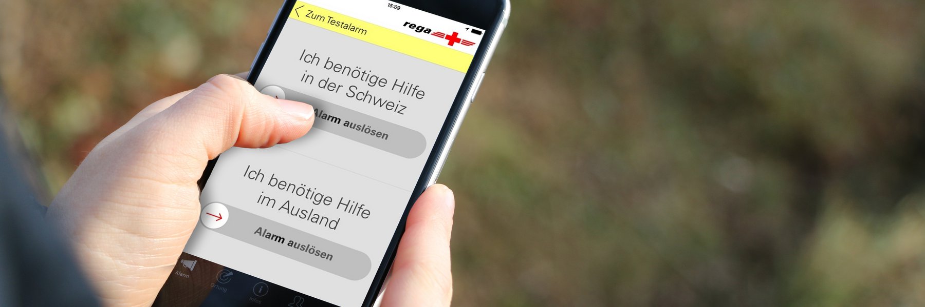 Un outil indispensable au quotidien du sauvetage : l’application mobile d’urgence de la Rega.