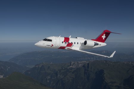 Zum Downloadformular für das Bild Ambulanzjet Bombardier Challenger 650