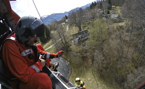 Check di volo e argano in Ticino per gli equipaggi Rega