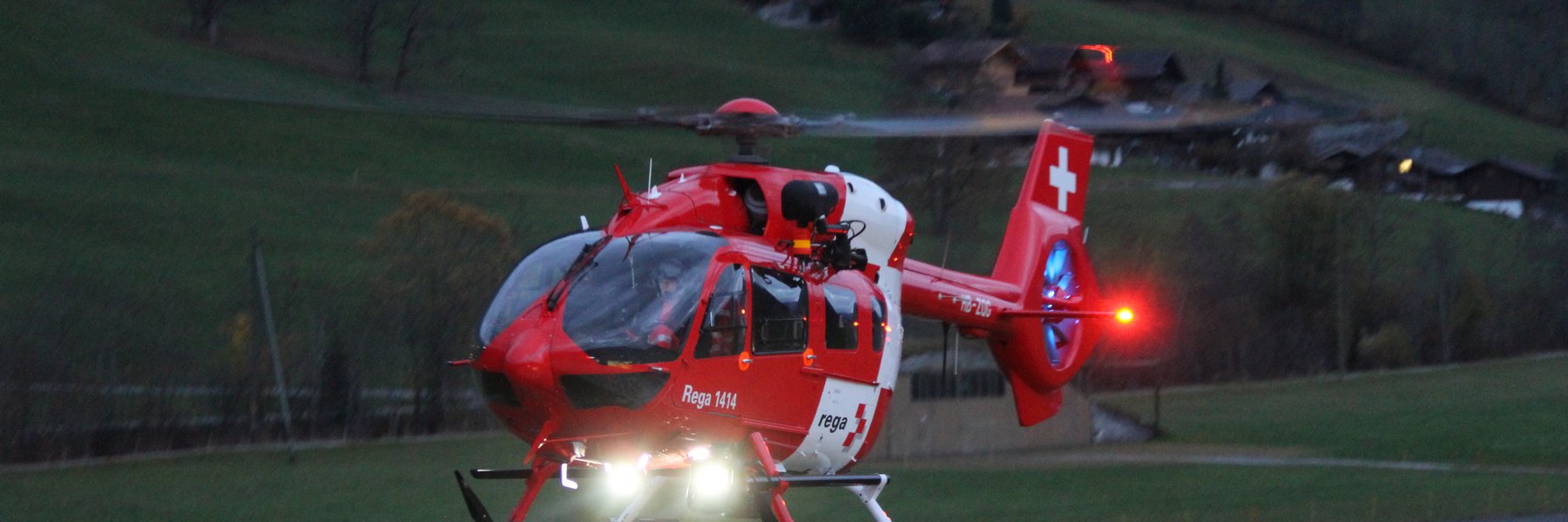 Le H145 peut être équipé d'un projecteur à haute puissance